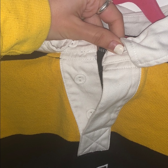 ❌sold❌ Oversized Tommy Hilfiger Rugby Shirt - Picture 3 of 6